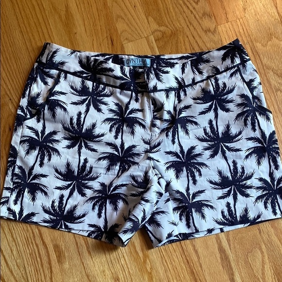 Cynthia Rowley Pants - Cynthia Rowley Black and White Palm Print Shorts